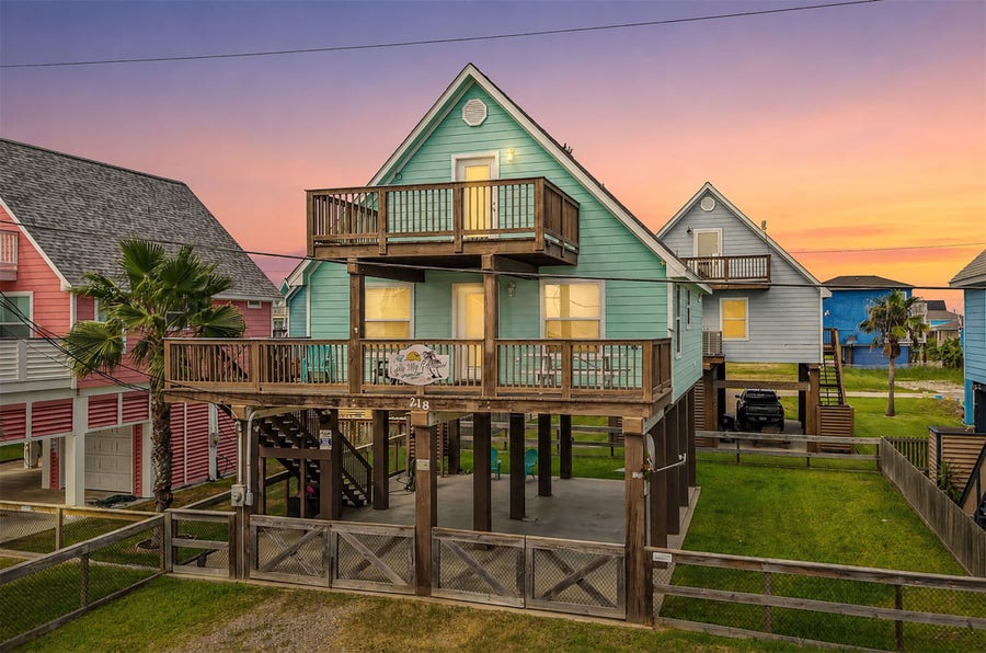 Property photo for 218 Sea Oats Drive, Surfside Beach, TX