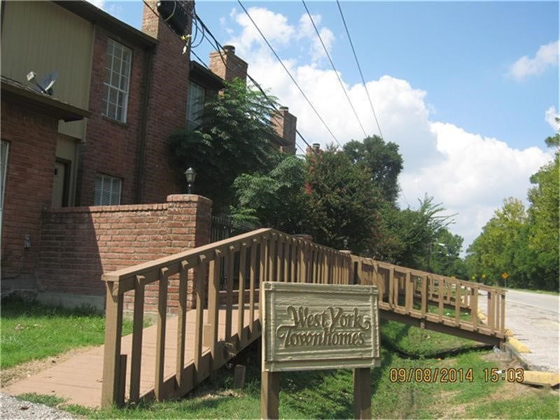 Property photo for 7013 Alabonson Road, Houston, TX