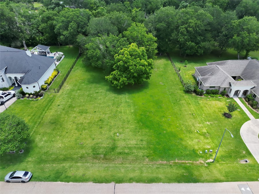 Property photo for 32915 Whitburn Trail, Weston Lakes, TX