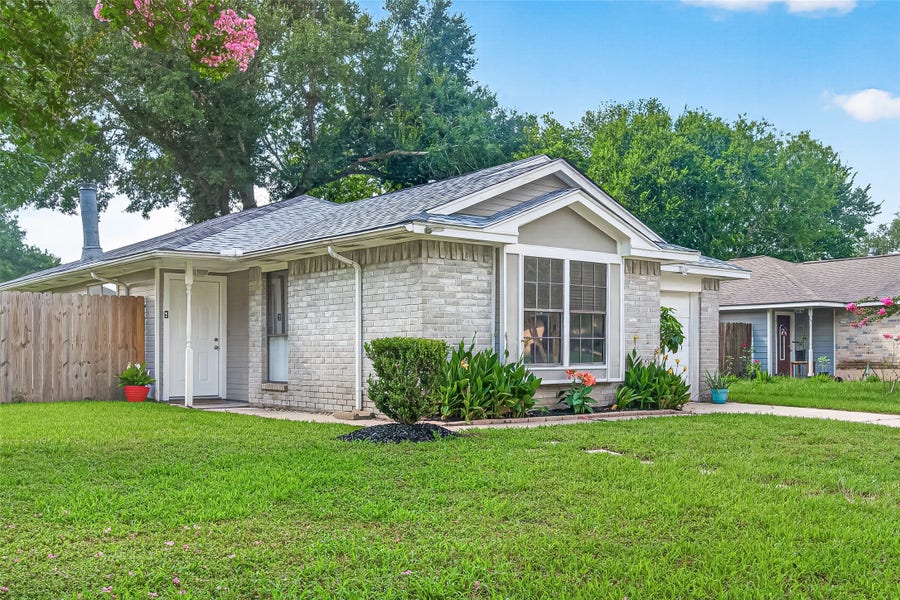 Property photo for 6718 Bluebottle Lane, Katy, TX