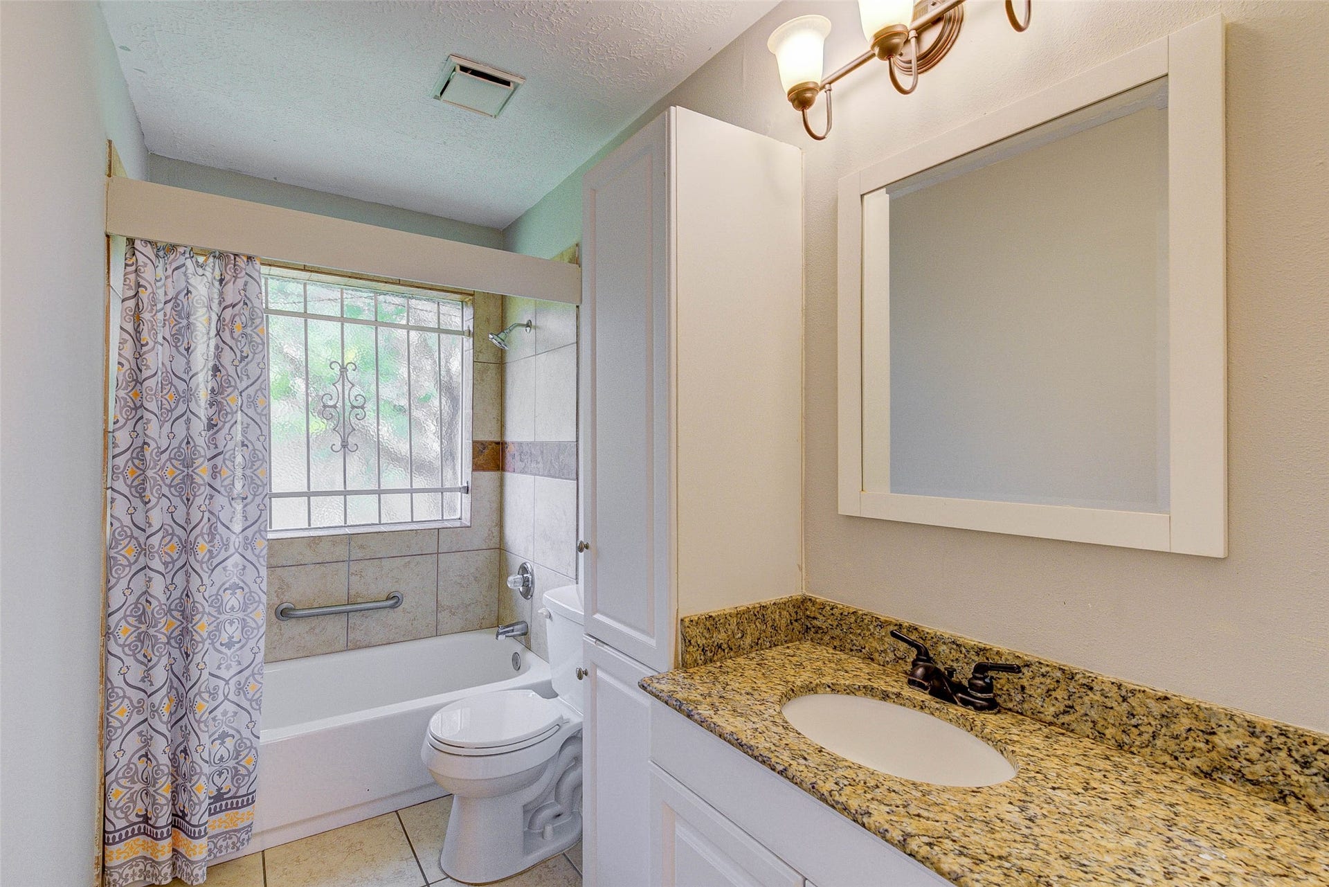 3603 Storm Creek Drive, Houston, TX 77088 3603 Storm Creek Drive, Houston, TX 77088