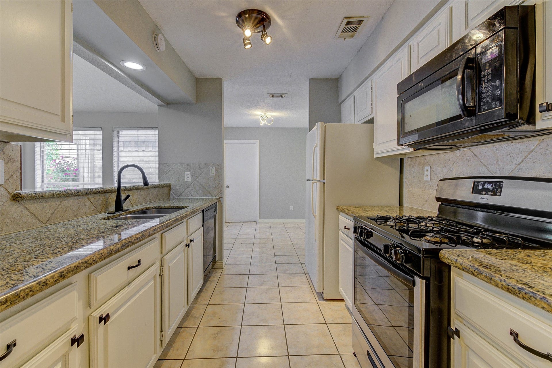 3603 Storm Creek Drive, Houston, TX 77088 3603 Storm Creek Drive, Houston, TX 77088