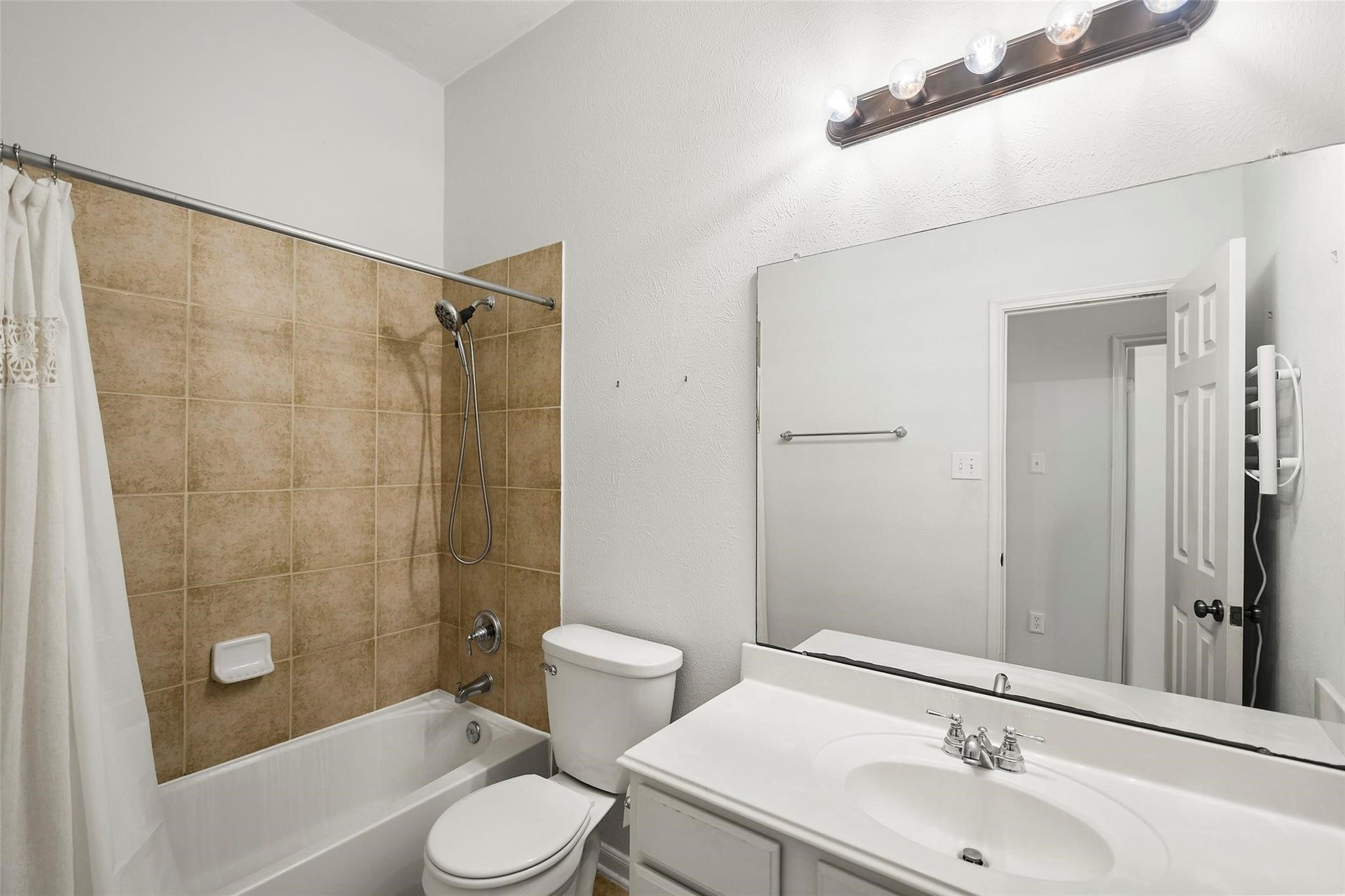 12807 Brook Arbor Court, Pearland, TX 77584 12807 Brook Arbor Court, Pearland, TX 77584