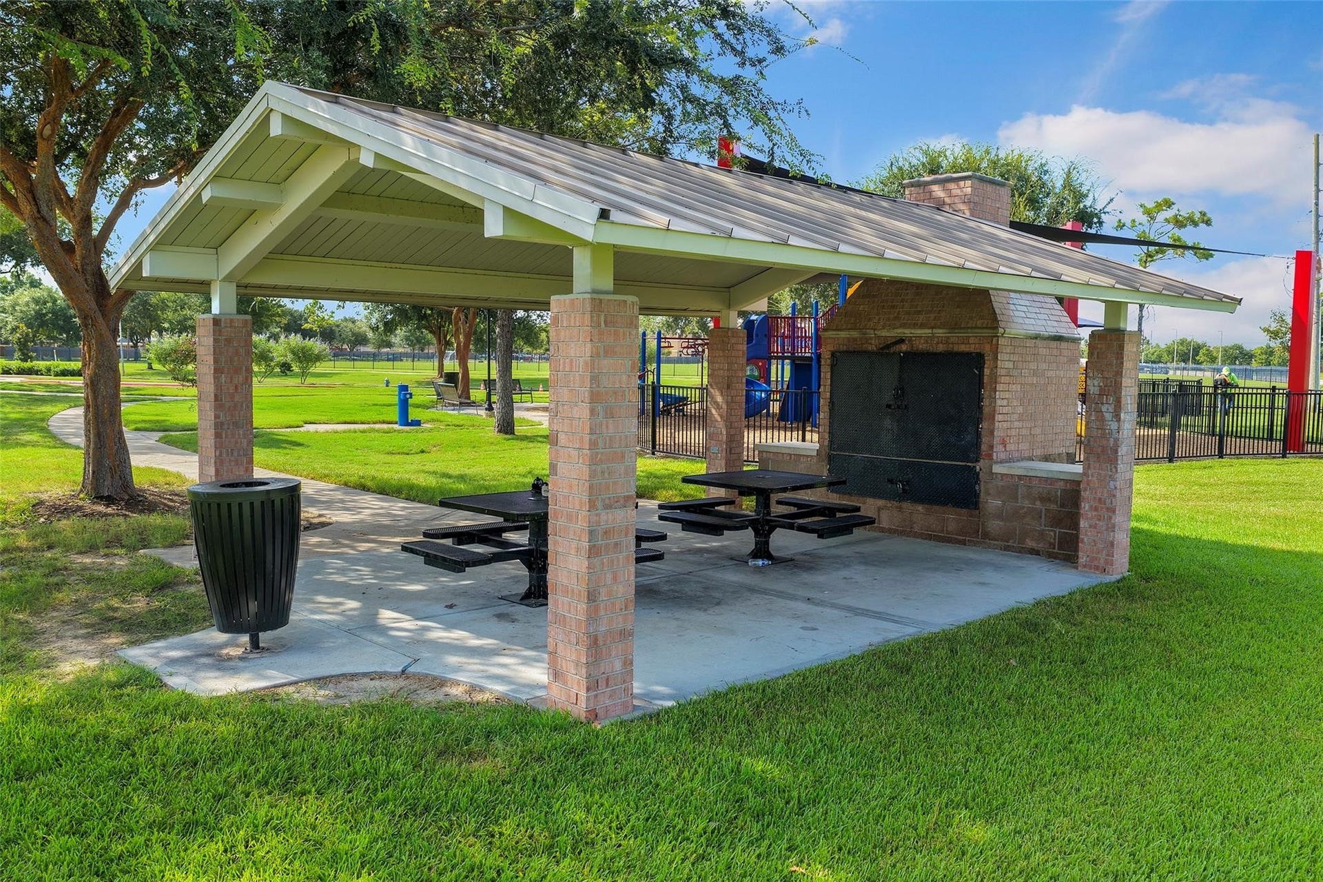 12807 Brook Arbor Court, Pearland, TX 77584 12807 Brook Arbor Court, Pearland, TX 77584