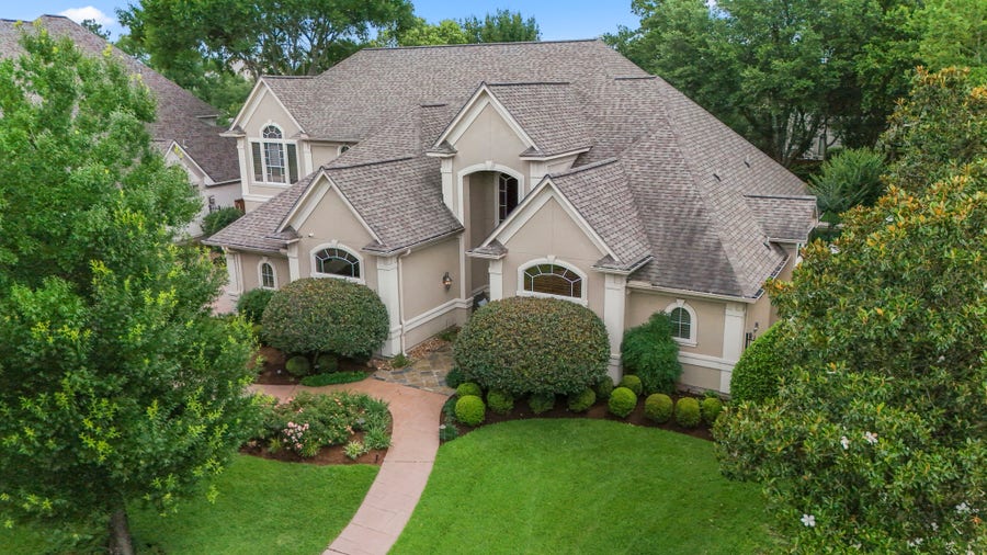 Property photo for 8806 Sterling Gate Circle, Spring, TX