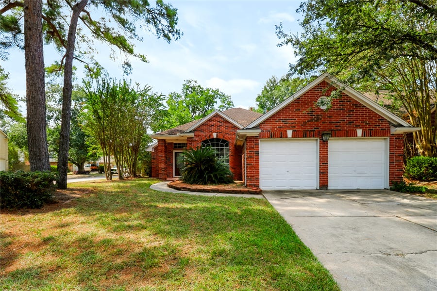 Property photo for 17103 Carroll Lake Drive, Spring, TX