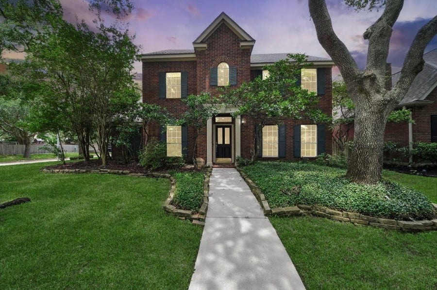 Property photo for 1003 Clarenda Falls Drive, Sugar Land, TX