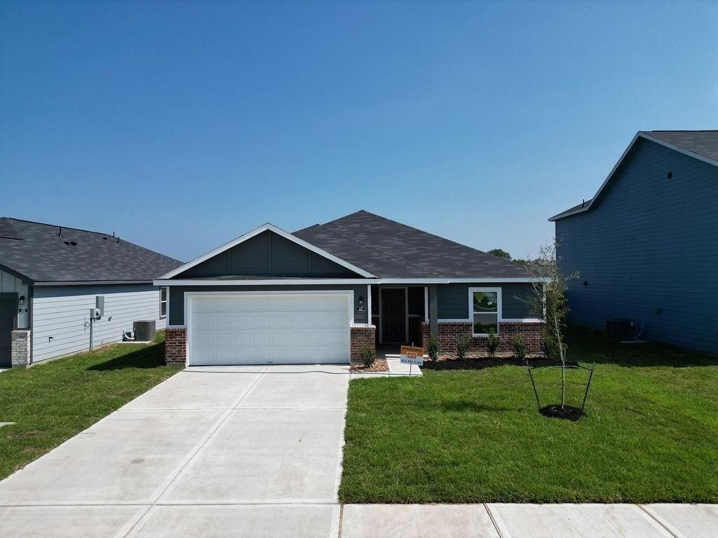 505 Oak Chase Avenue, Dayton, TX 77535 representative photo
