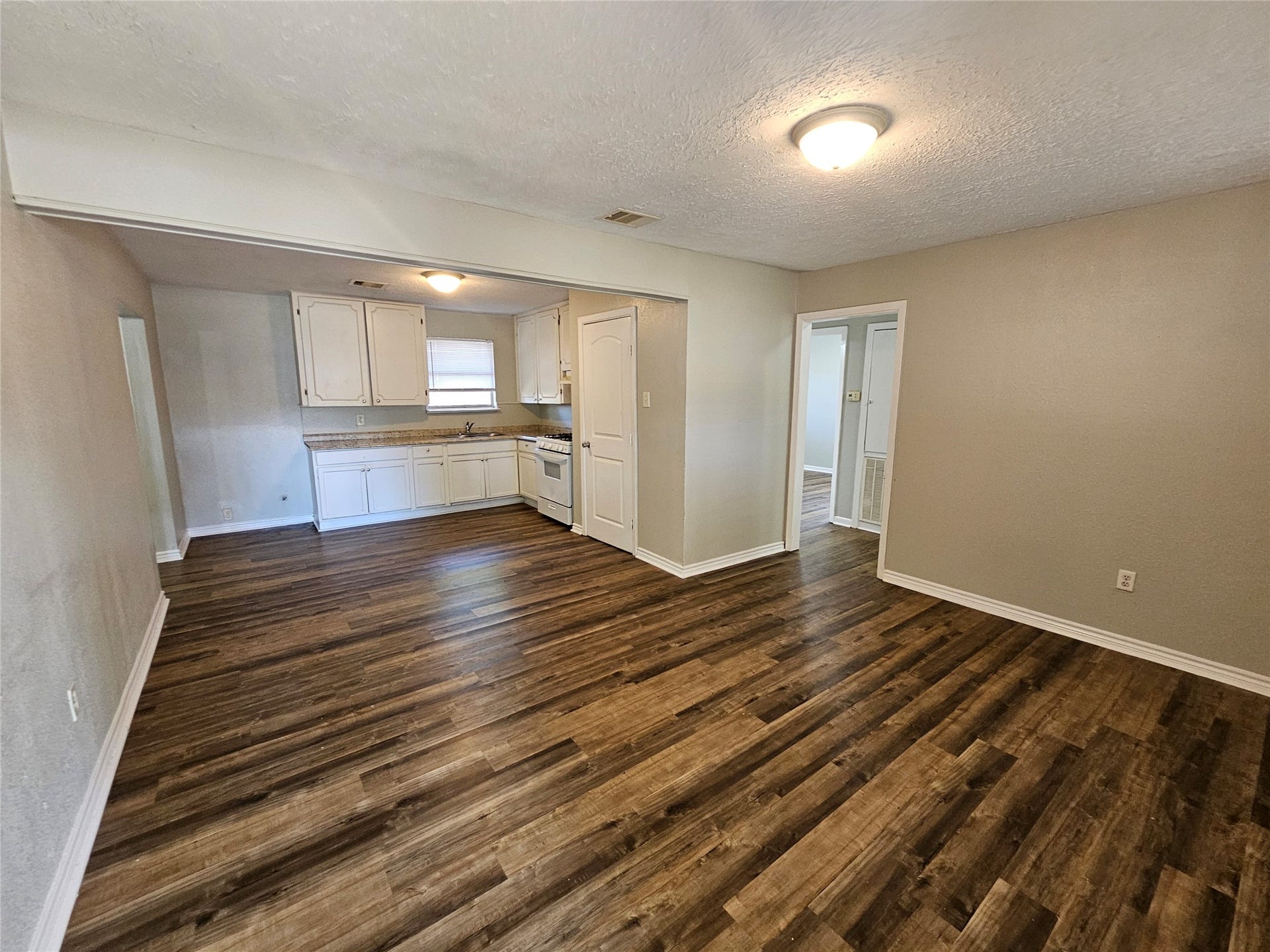 1314 N Natchez Drive, Texas City, TX 77591 1314 N Natchez Drive, Texas City, TX 77591