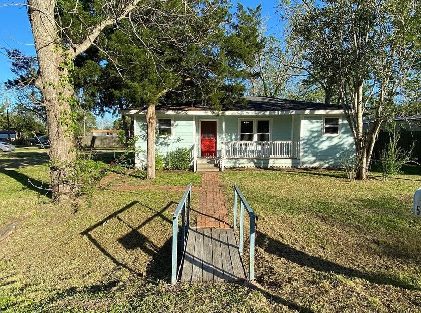 Property photo for 502 Chestnut Street, Brazoria, TX