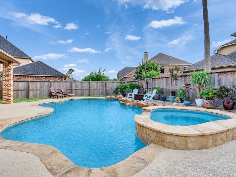 Property photo for 2557 Estrada Drive, League City, TX
