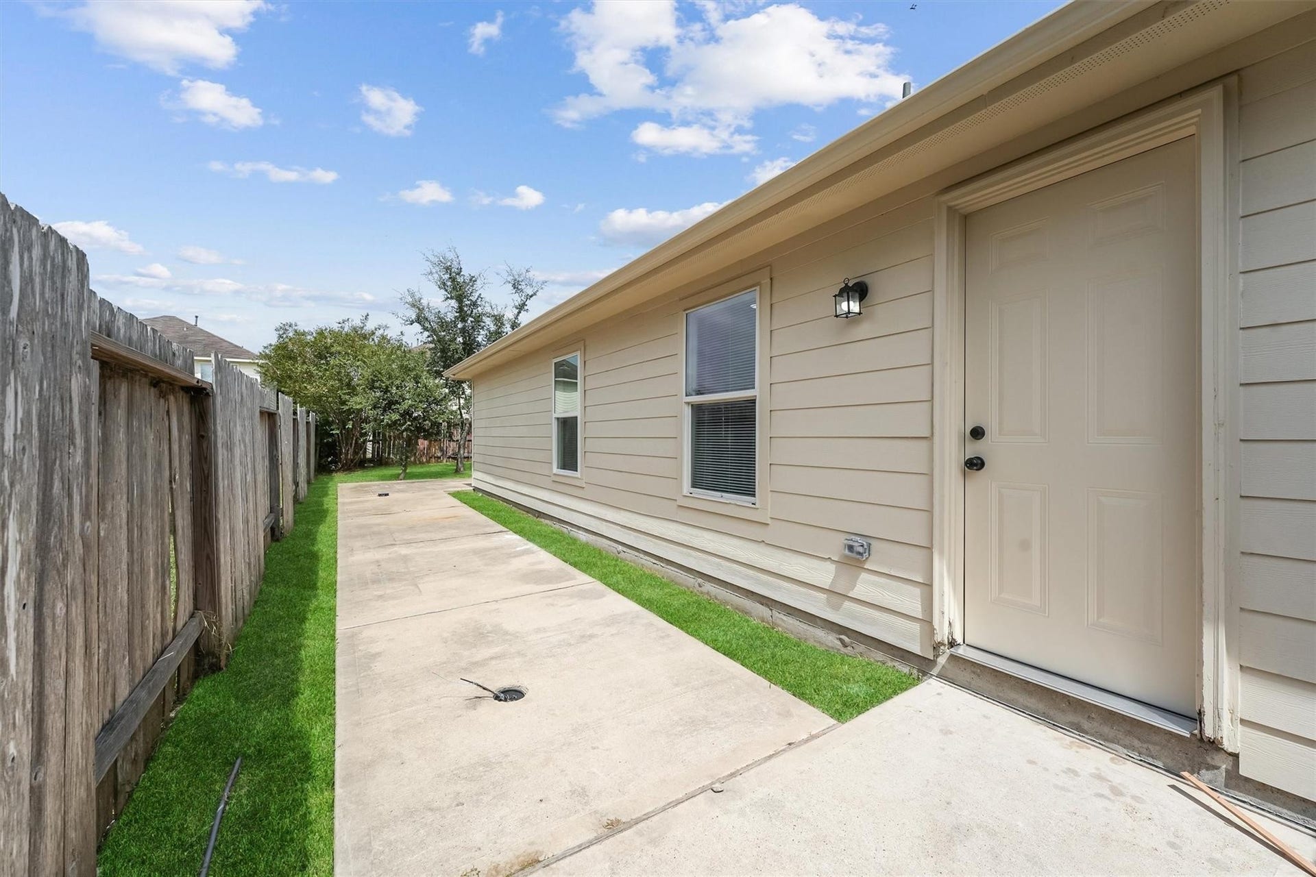 6735 Haven Forest Lane, Richmond, TX 77469 6735 Haven Forest Lane, Richmond, TX 77469
