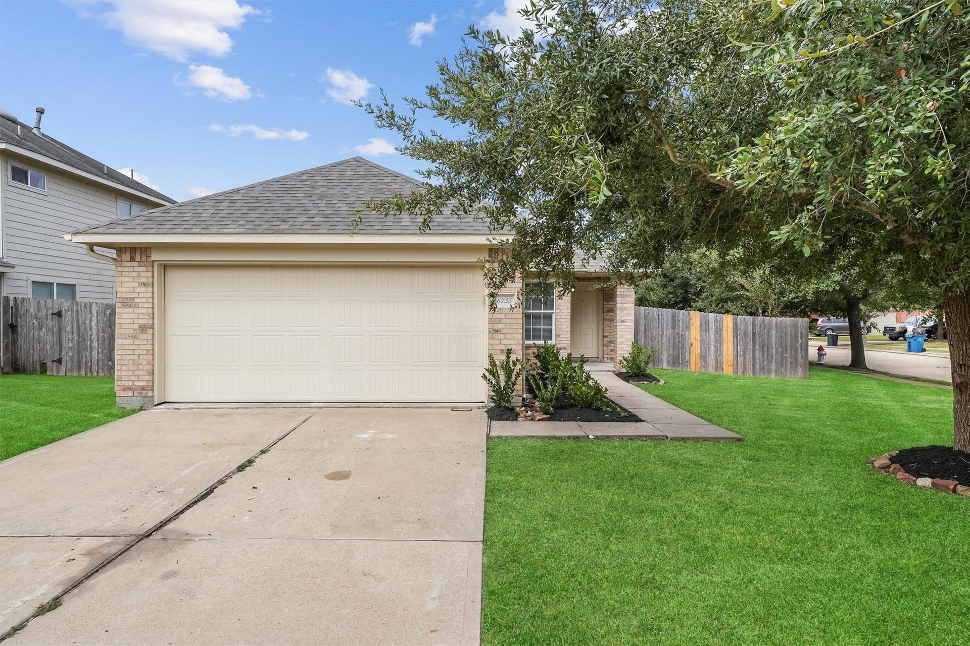 6735 Haven Forest Lane, Richmond, TX 77469 6735 Haven Forest Lane, Richmond, TX 77469