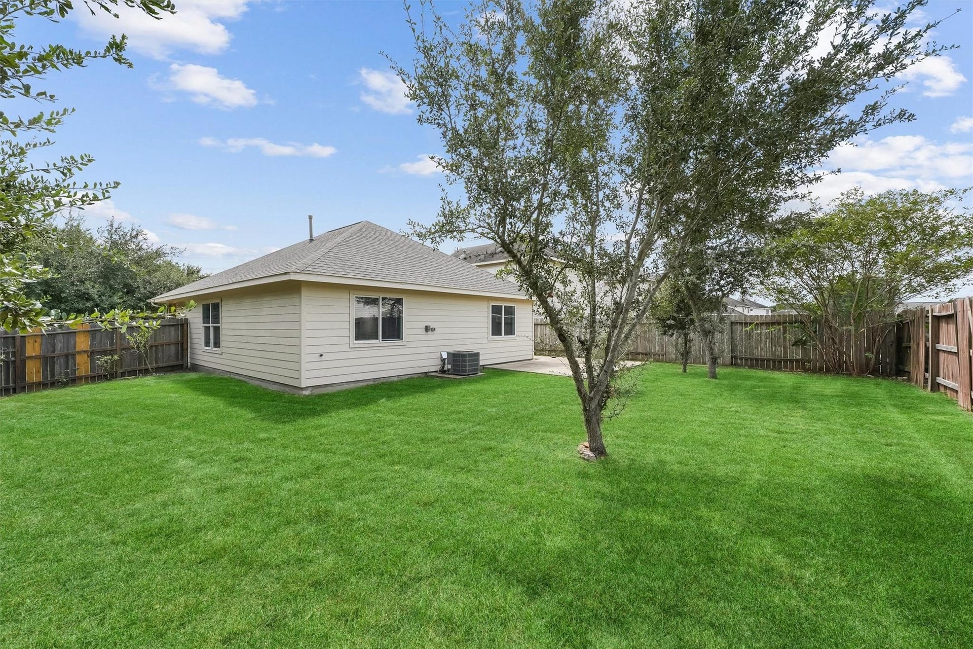 6735 Haven Forest Lane, Richmond, TX 77469 6735 Haven Forest Lane, Richmond, TX 77469