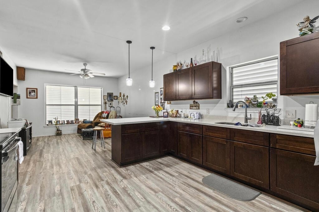 2320 Avenue O 1/2, Galveston, TX 77550 2320 Avenue O 1/2, Galveston, TX 77550