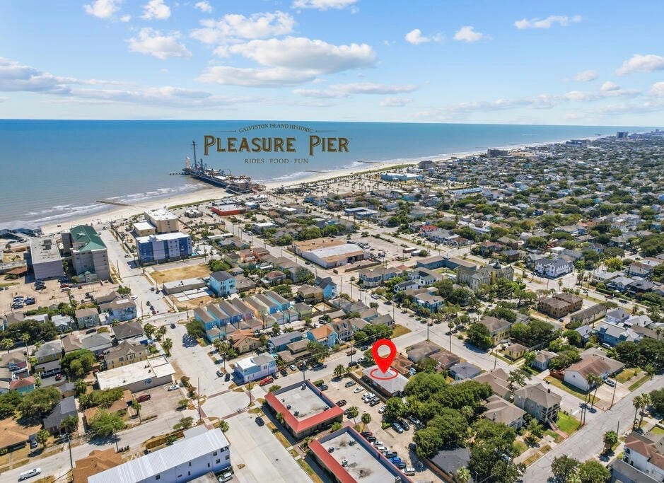 2320 Avenue O 1/2, Galveston, TX 77550 2320 Avenue O 1/2, Galveston, TX 77550