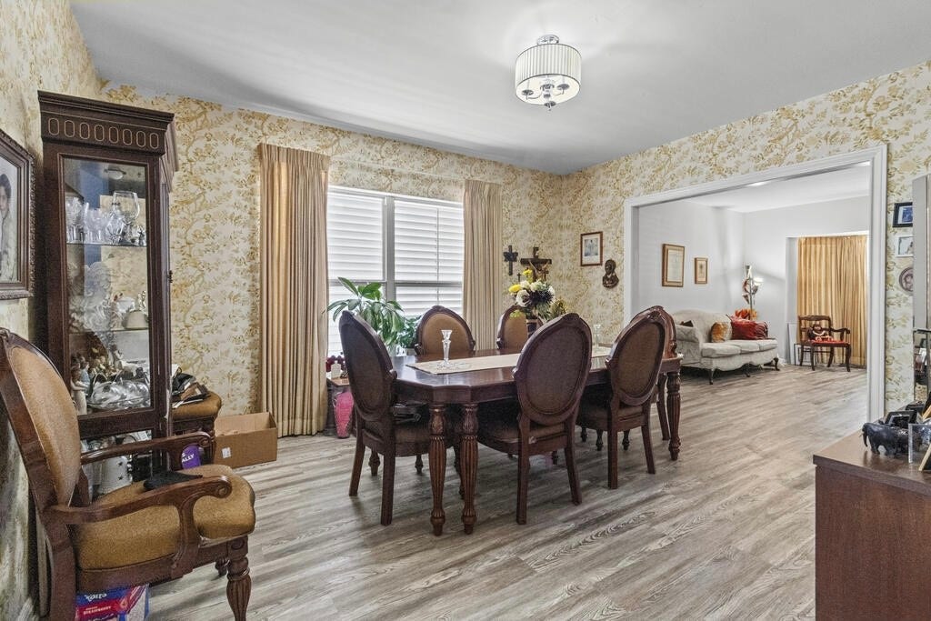 2320 Avenue O 1/2, Galveston, TX 77550 2320 Avenue O 1/2, Galveston, TX 77550