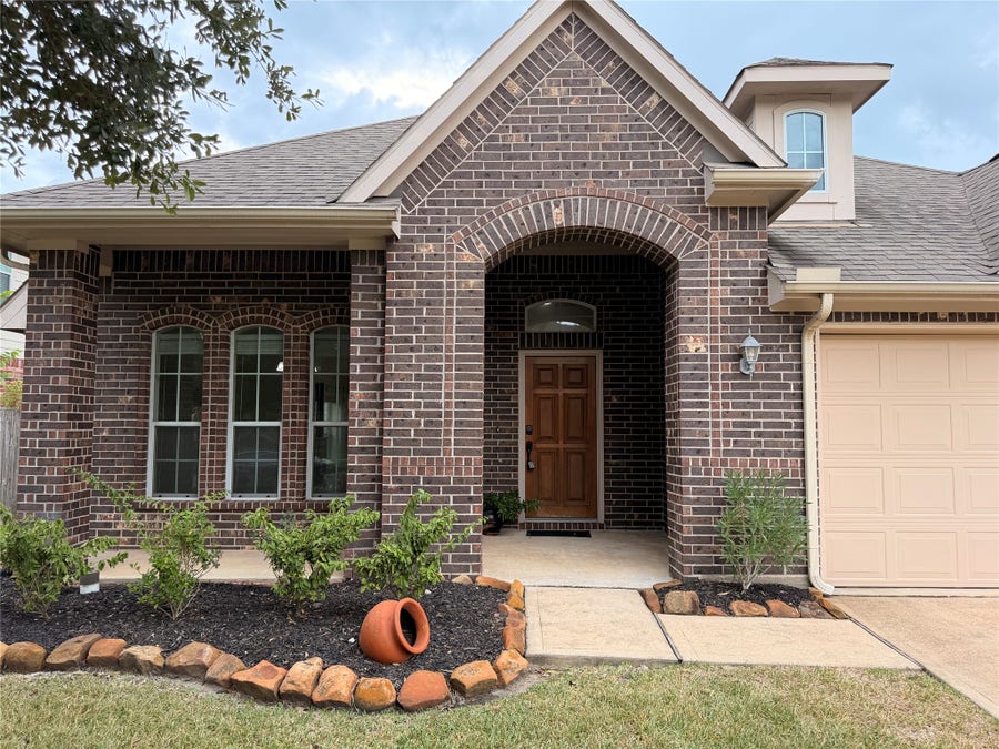 Property photo for 18115 Serene Shore Drive, Cypress, TX