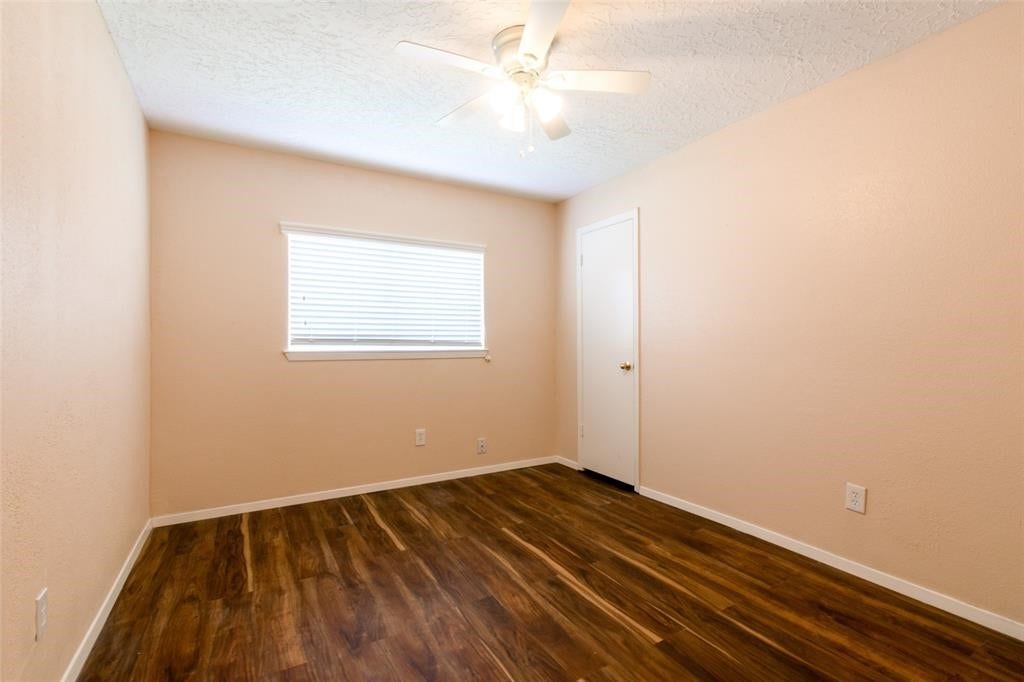 2527 Colonial Ridge Drive, Friendswood, TX 77546 2527 Colonial Ridge Drive, Friendswood, TX 77546