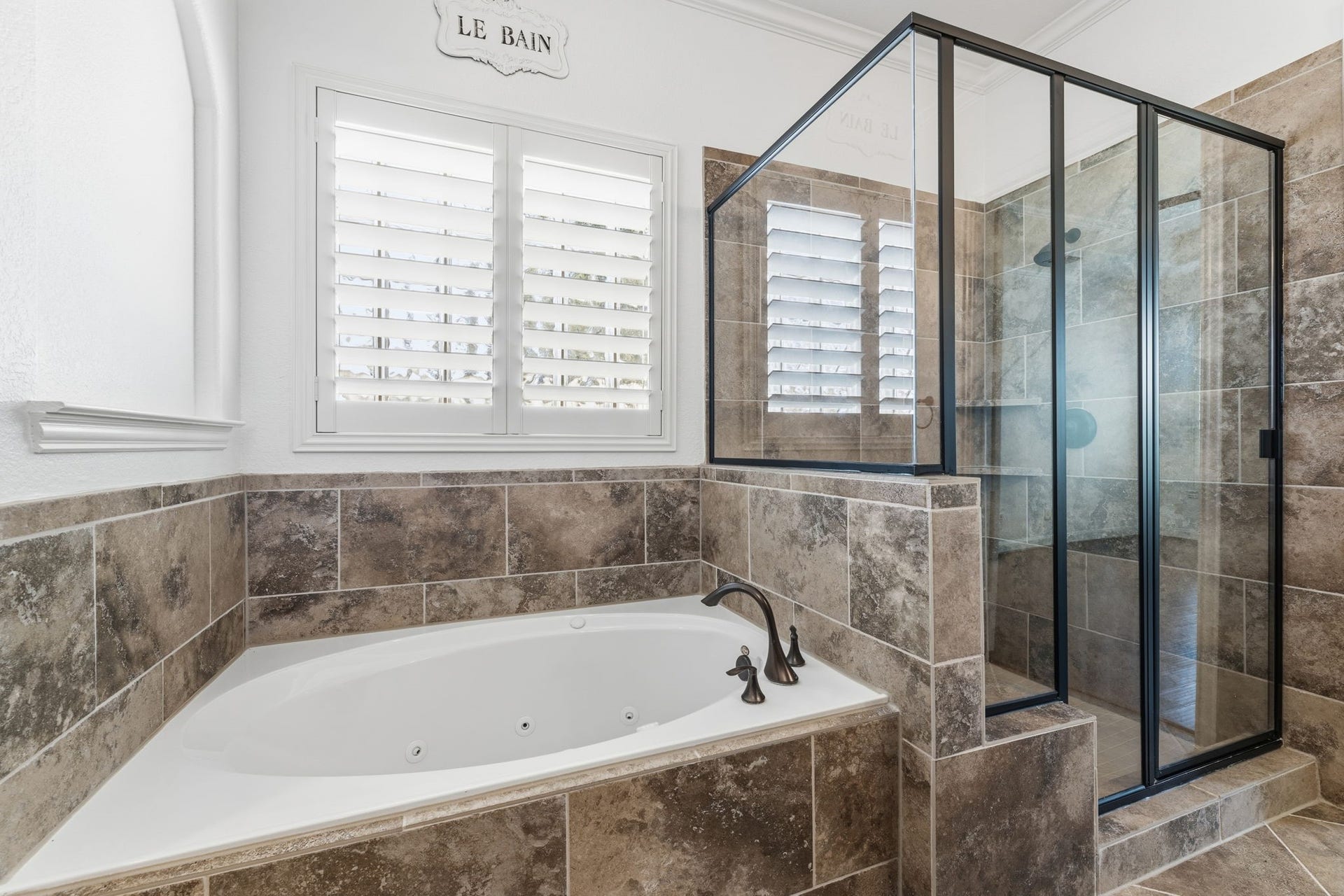 Primary Bath has a jetted tub