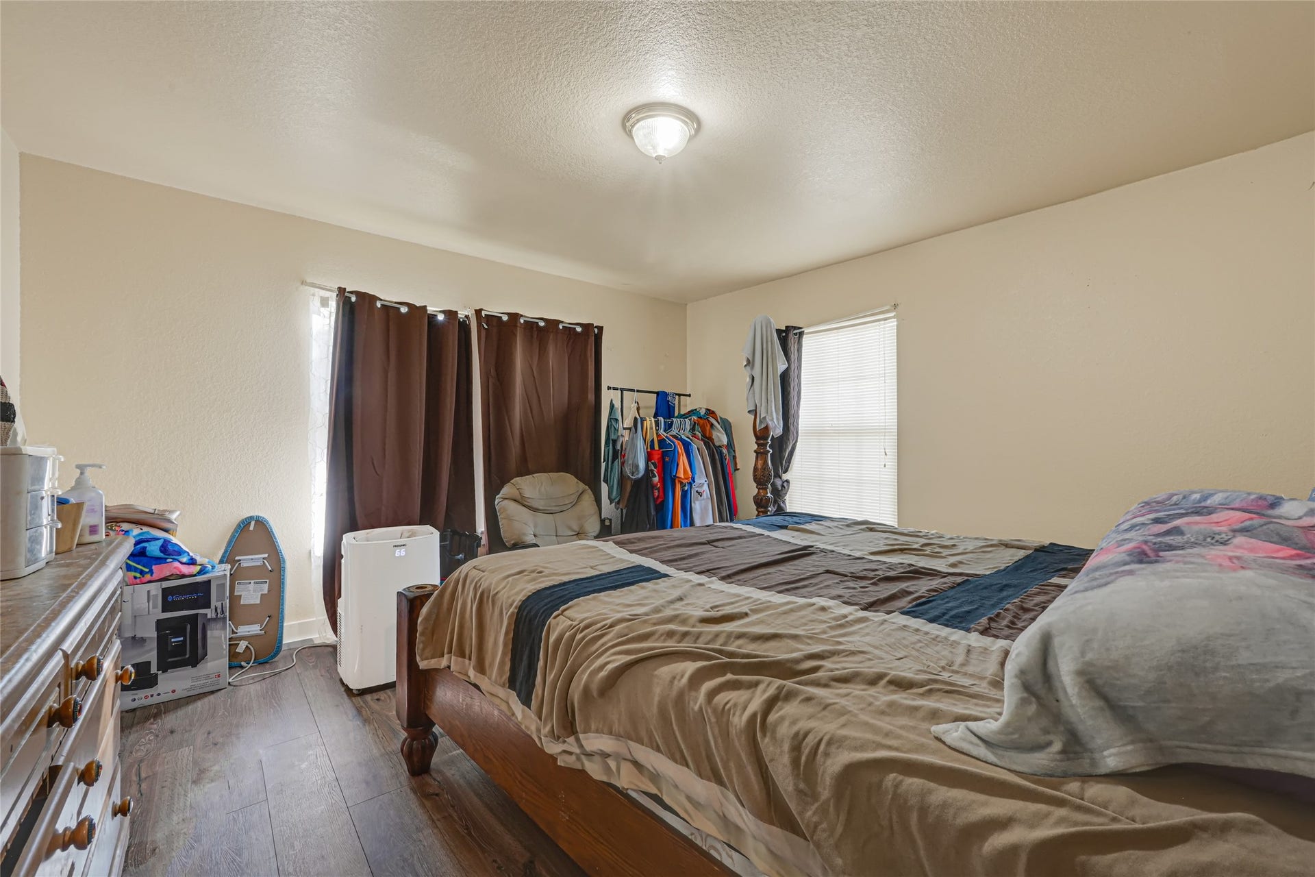 7401 Helmers Street, Houston, TX 77022 7401 Helmers Street, Houston, TX 77022