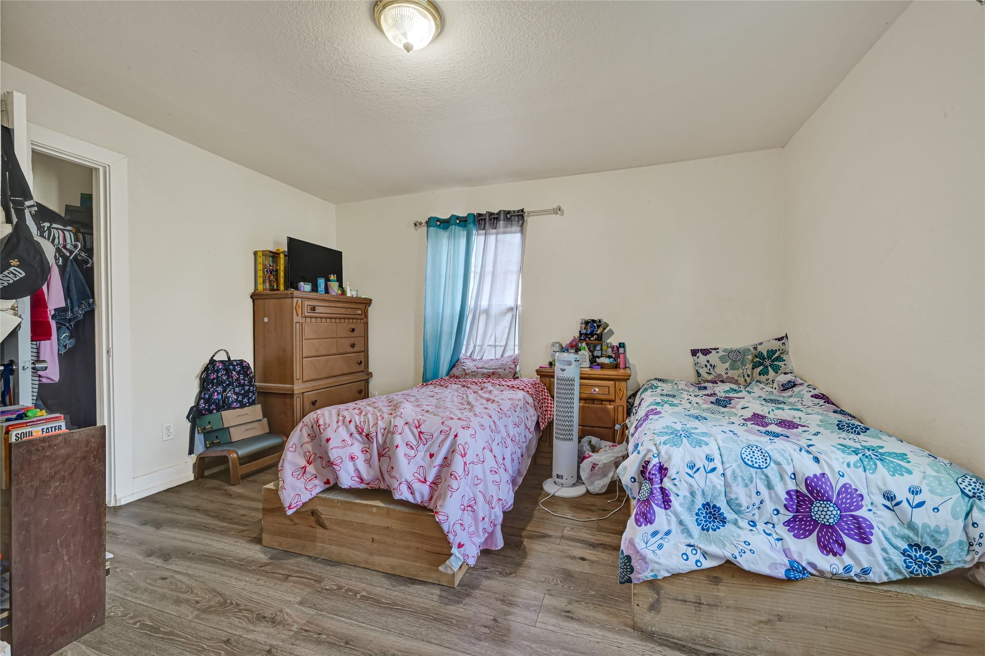 7401 Helmers Street, Houston, TX 77022 7401 Helmers Street, Houston, TX 77022