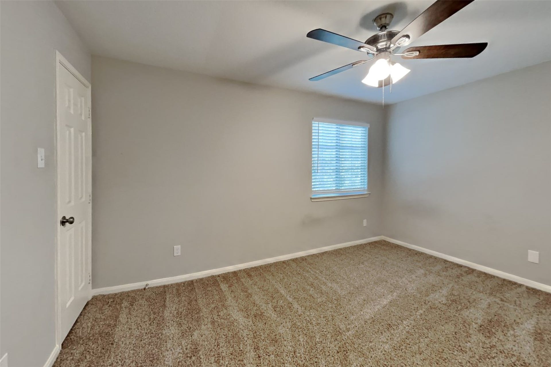32307 Archer Park, Conroe, TX 77385 32307 Archer Park, Conroe, TX 77385
