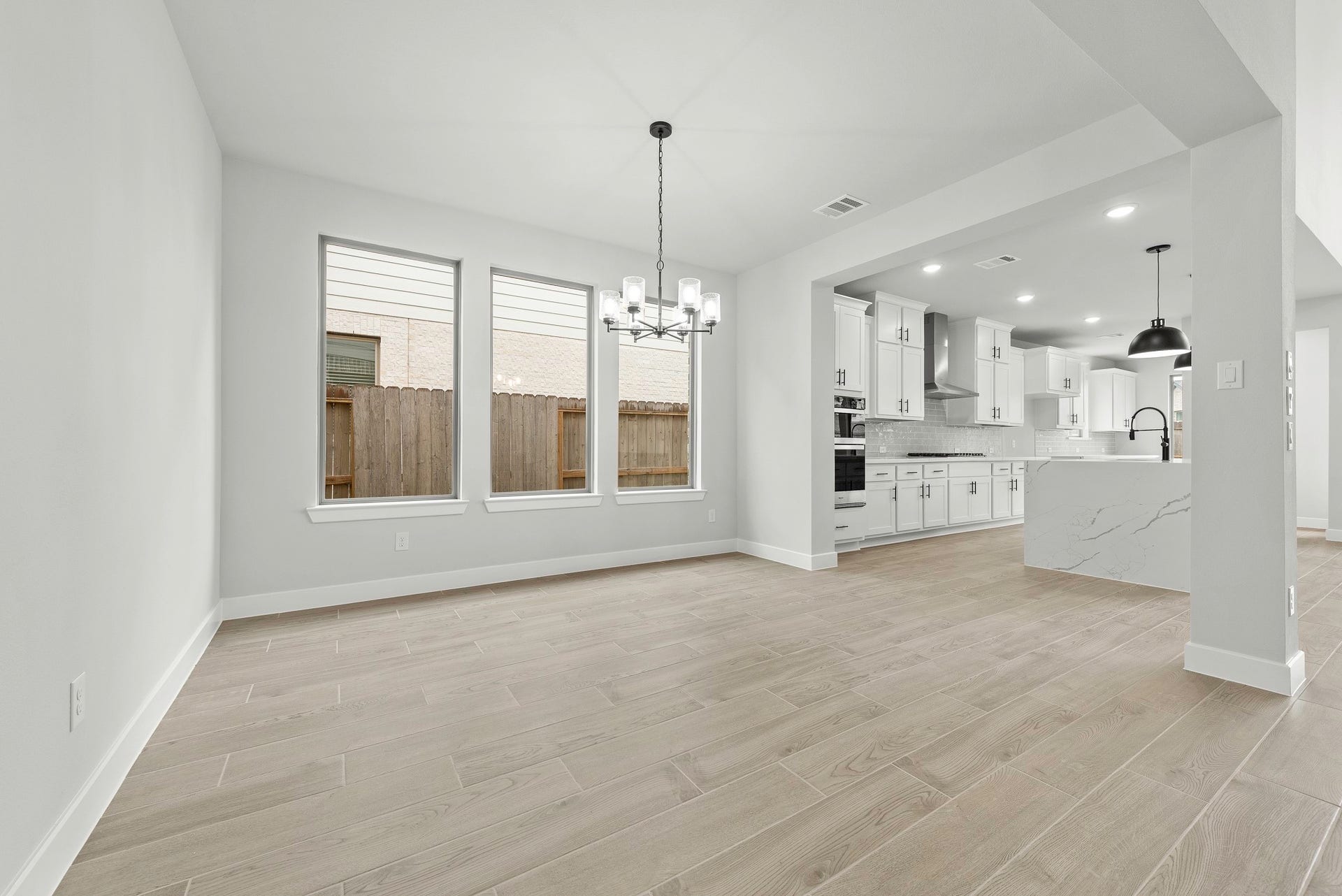 404 Heritage Moon Court, Katy, TX 77493 Representative image. Features, selections and colors may vary.