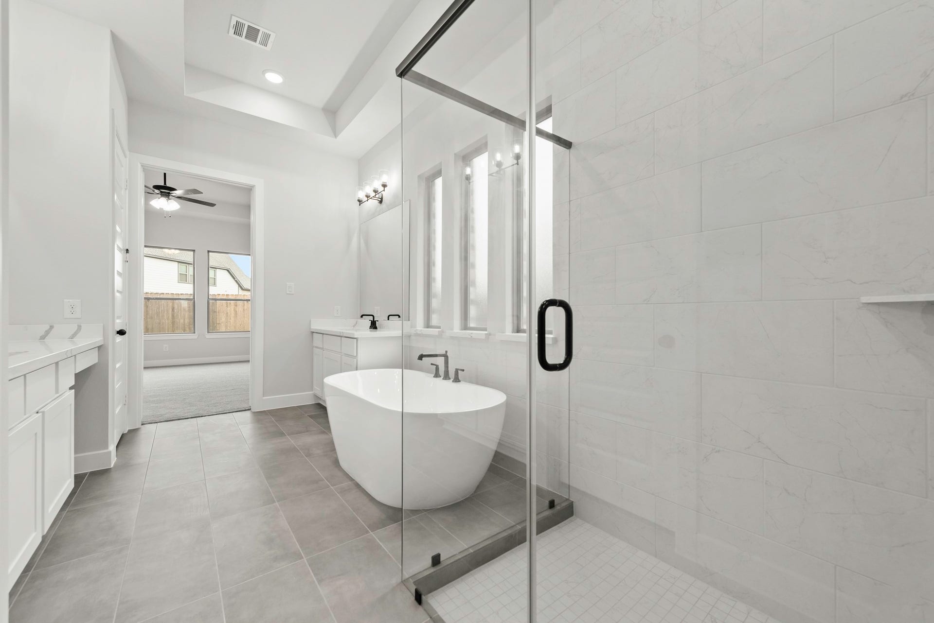 404 Heritage Moon Court, Katy, TX 77493 Representative image. Features, selections and colors may vary.