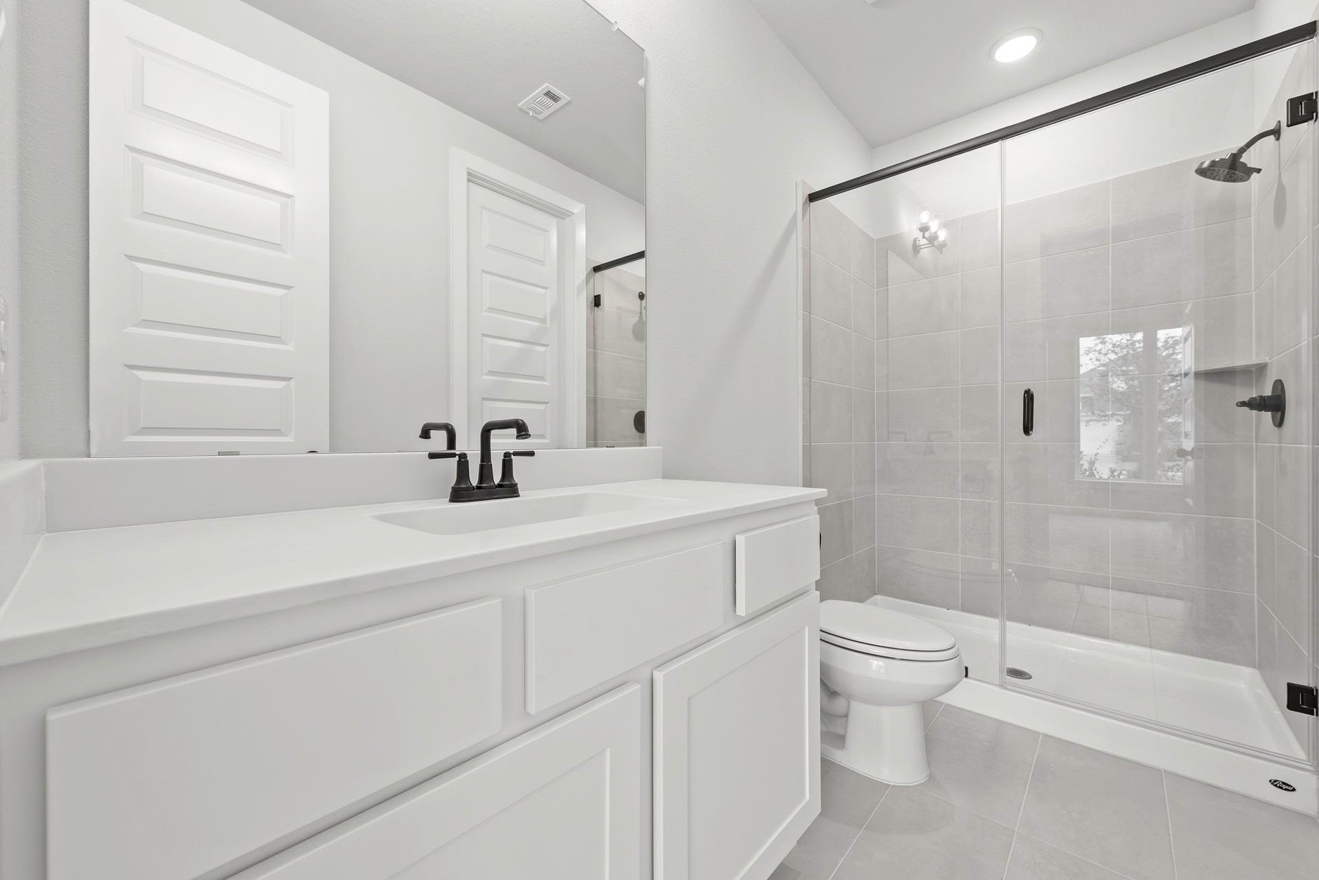 404 Heritage Moon Court, Katy, TX 77493 Representative image. Features, selections and colors may vary.