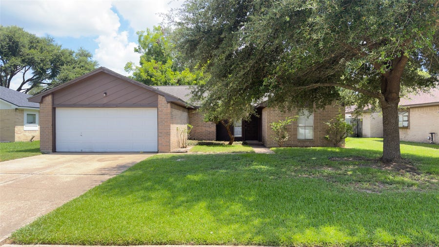 Property photo for 21227 Park Mount Drive, Katy, TX