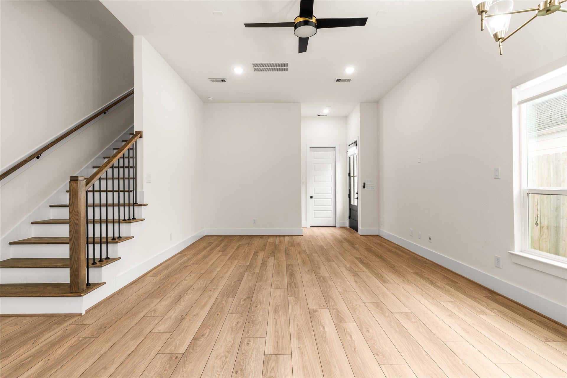 7117 Goforth Street, Houston, TX 77021