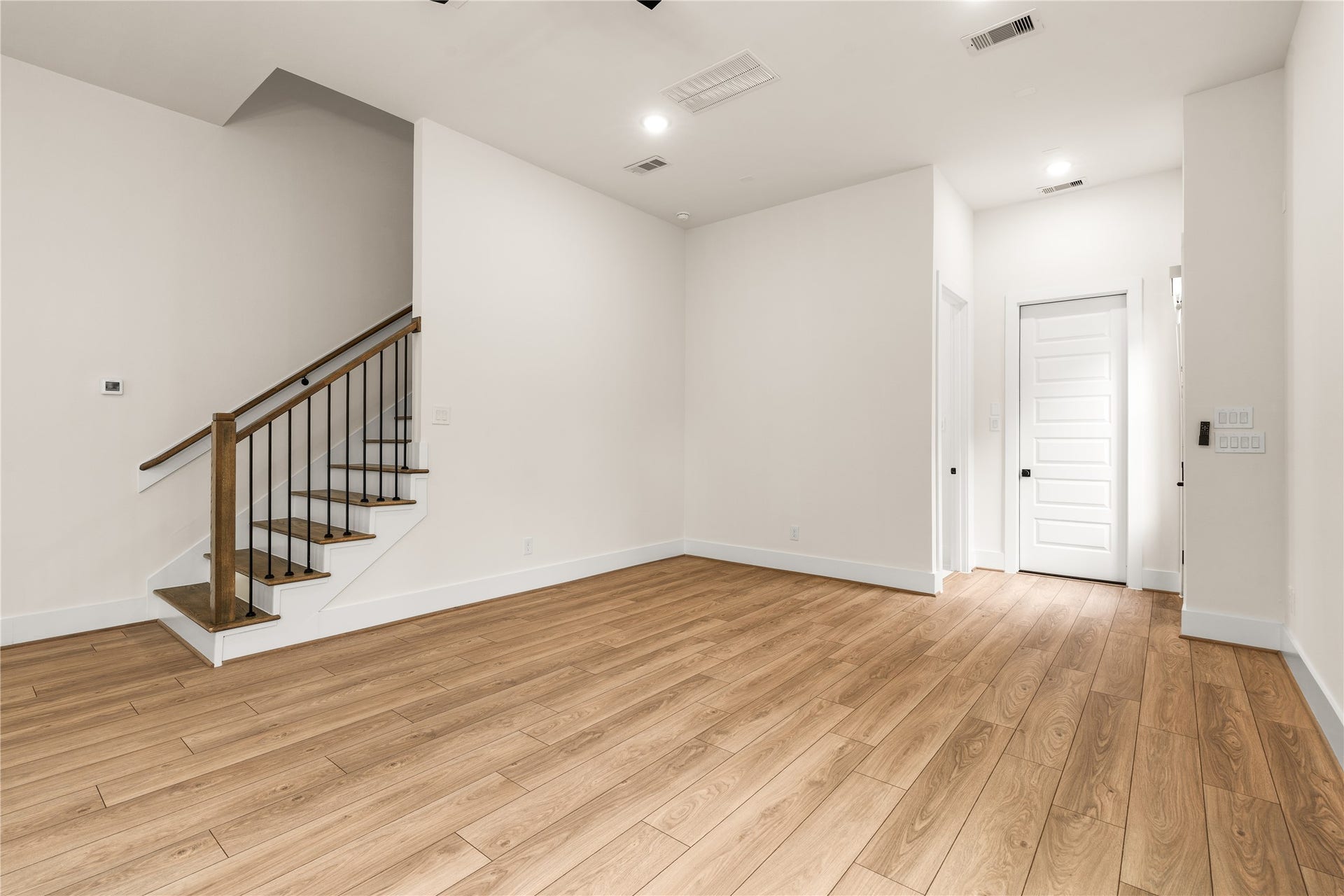 7117 Goforth Street, Houston, TX 77021