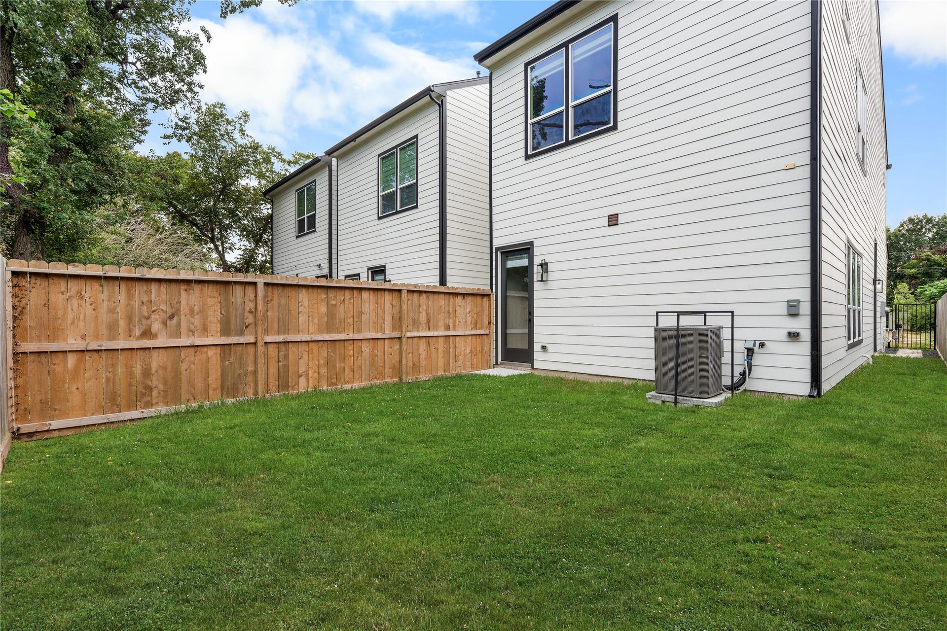 7117 Goforth Street, Houston, TX 77021
