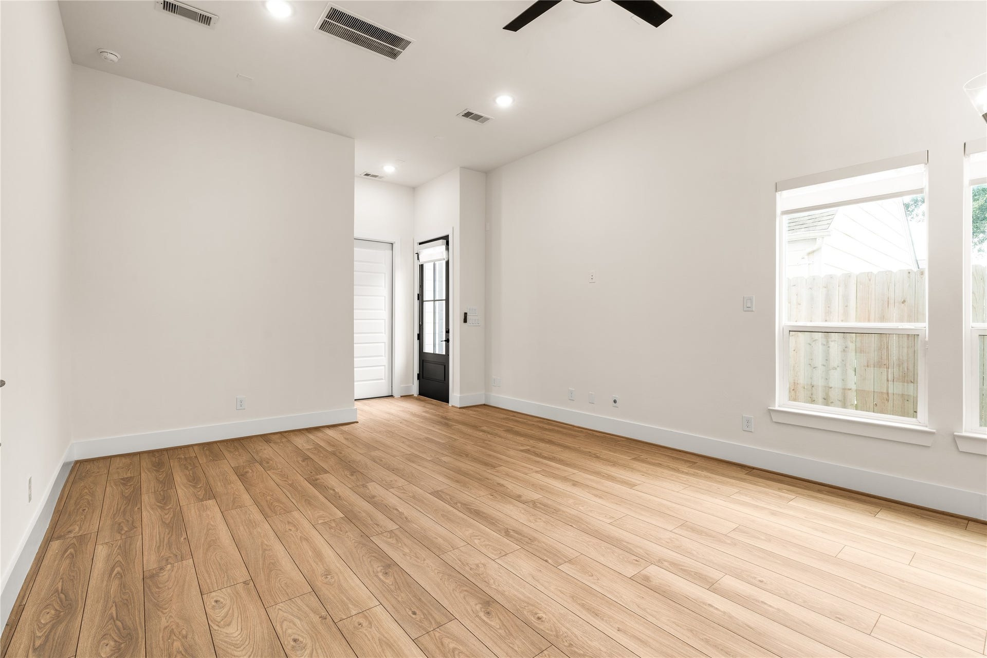 7117 Goforth Street, Houston, TX 77021