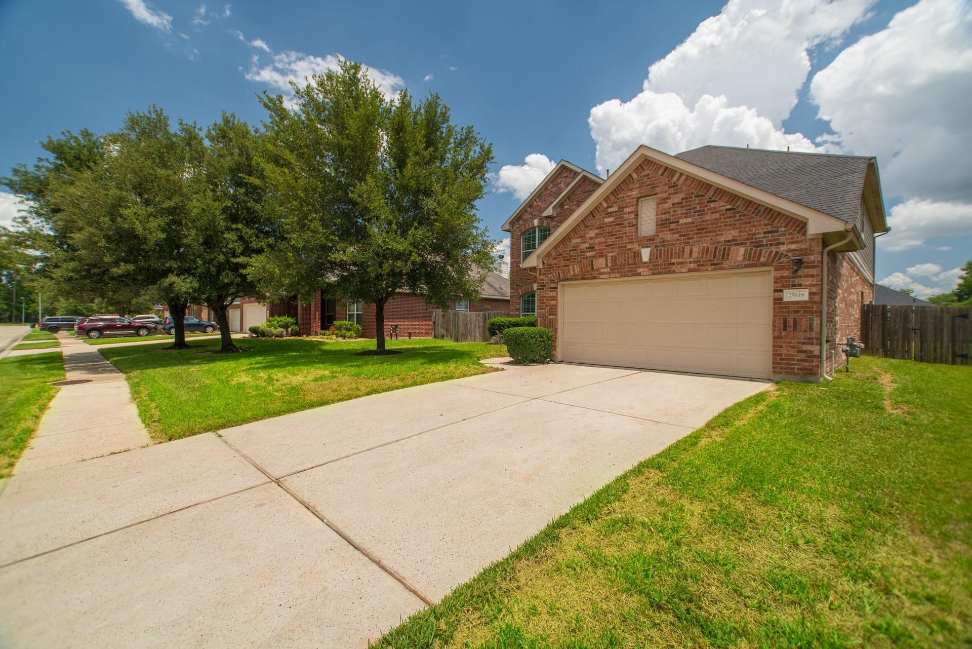 25618 Crisp Spring Lane, Spring, TX 77373