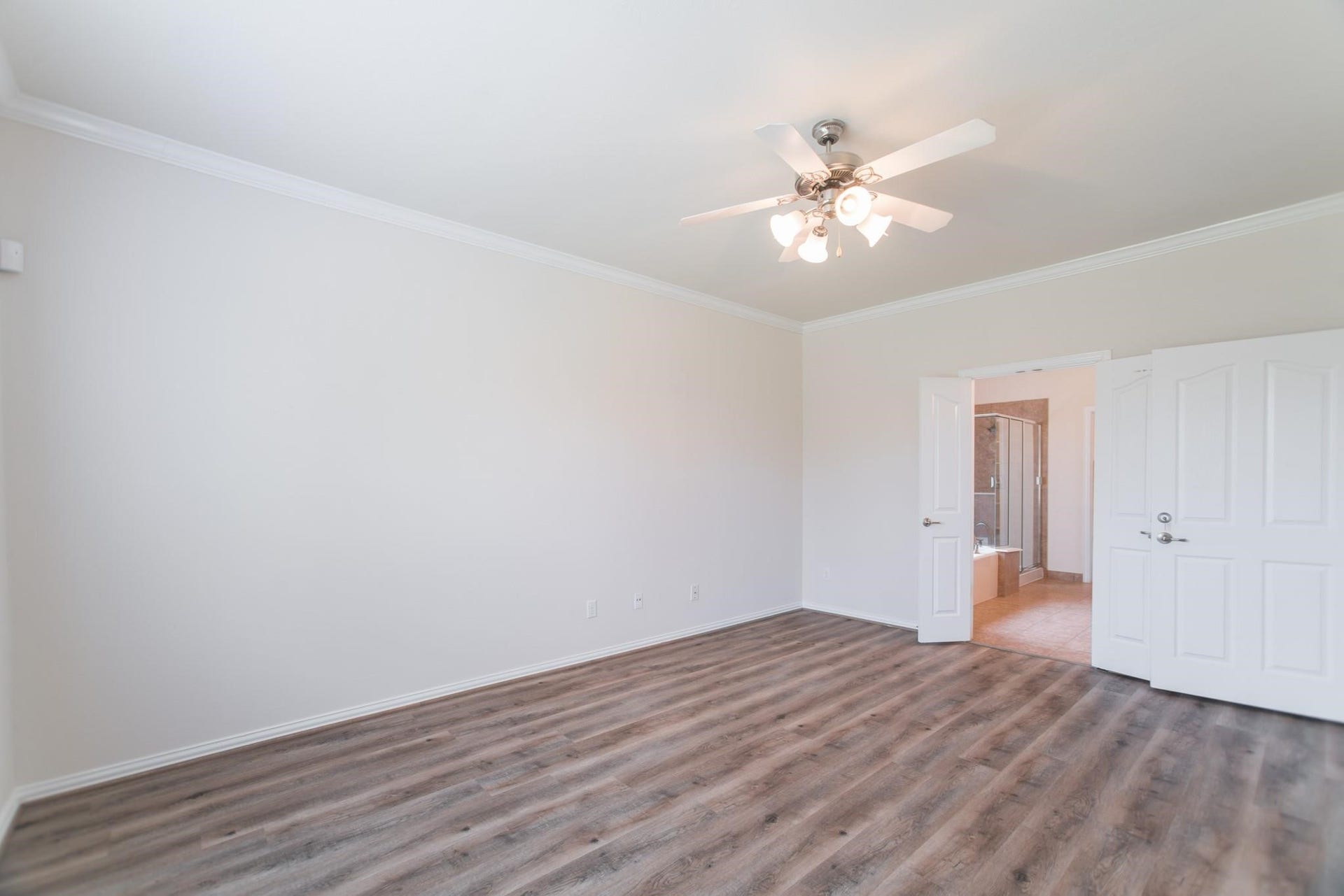 25618 Crisp Spring Lane, Spring, TX 77373