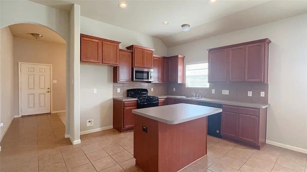 18219 Redoak Manor Lane, Cypress, TX 77433 18219 Redoak Manor Lane, Cypress, TX 77433