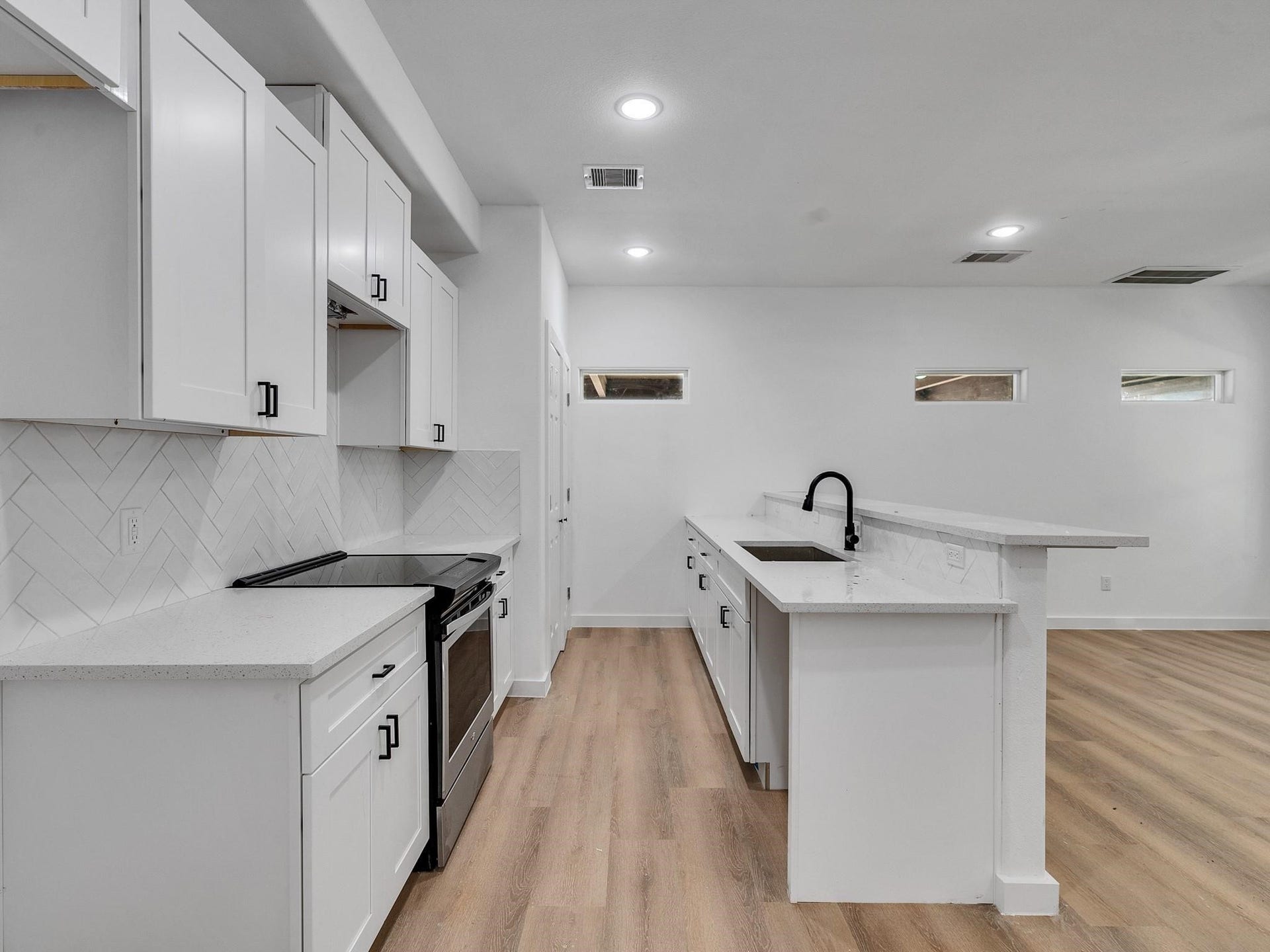 7428 Laura Koppe Rd, #A, Houston, TX 77028 7428 Laura Koppe Rd, #A, Houston, TX 77028