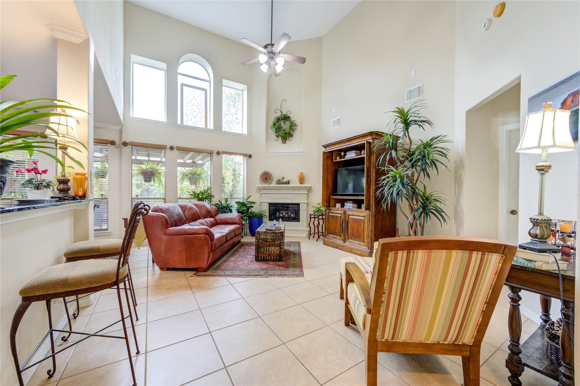1711 Calico Canyon Lane, Pearland, TX 77581 Formal Living Room