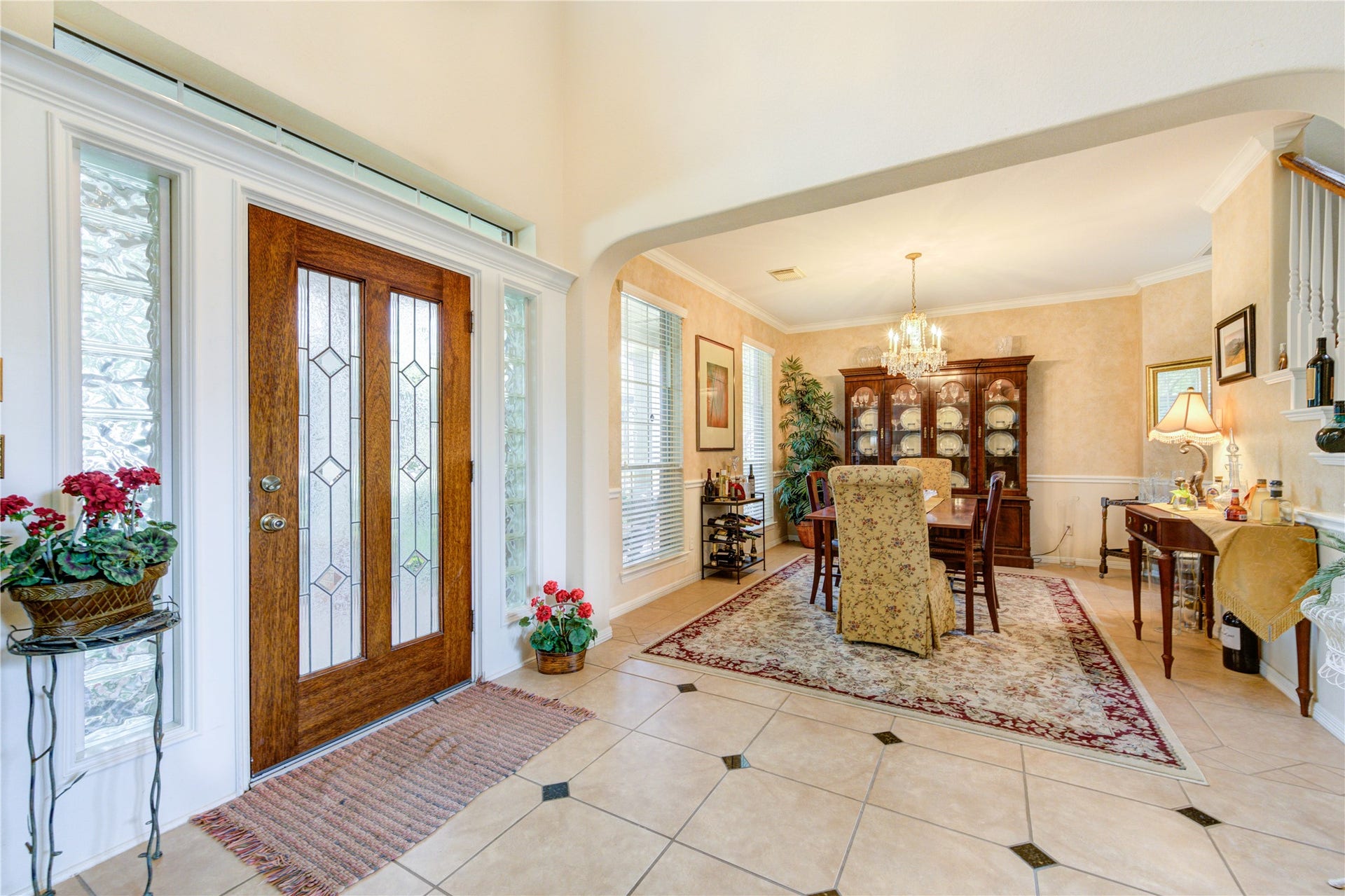 1711 Calico Canyon Lane, Pearland, TX 77581 Entryway