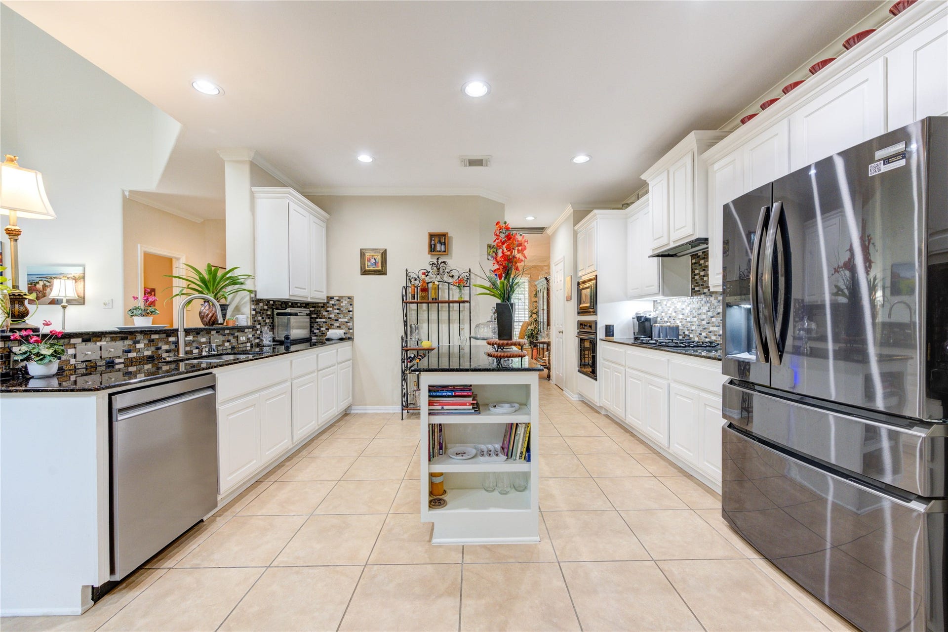 1711 Calico Canyon Lane, Pearland, TX 77581 Kitchen