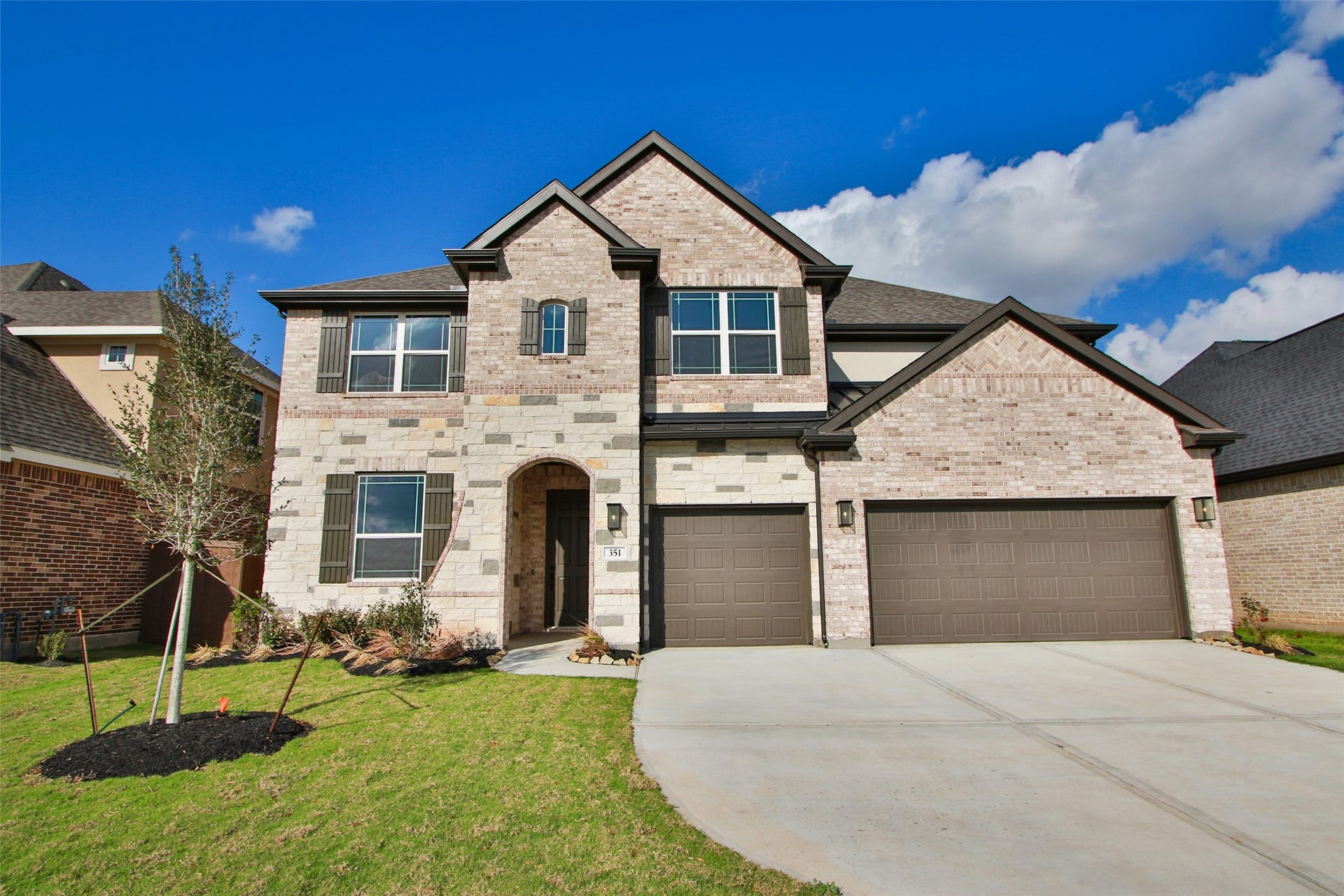 351 Afton June Drive, Rosenberg, TX 77471