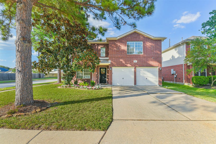Property photo for 11946 Solon Springs Drive, Tomball, TX