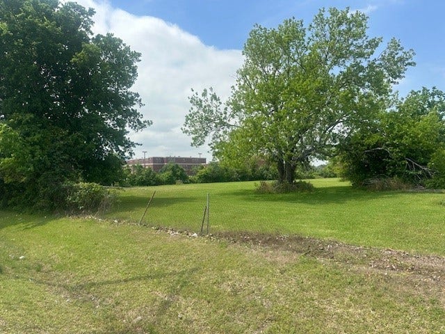 Property photo for 8518 Hawk Road, Pearland, TX