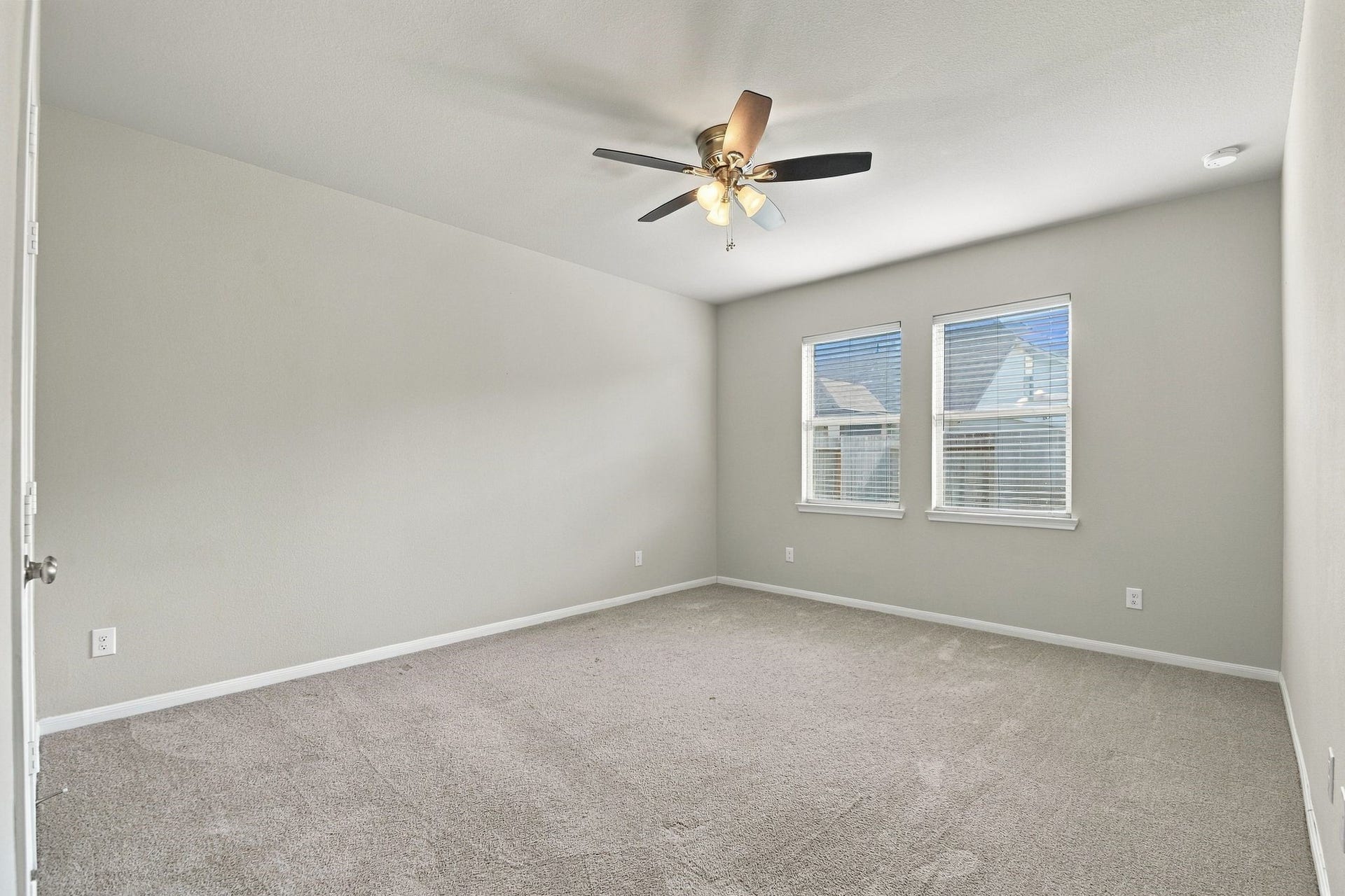 10423 Rochester Hills Lane, Tomball, TX 77375 Primary bedroom