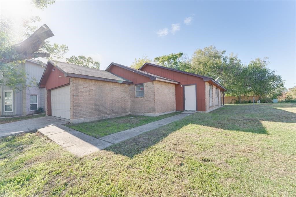 1539 Stevenage, Channelview, TX 77530 1539 Stevenage, Channelview, TX 77530