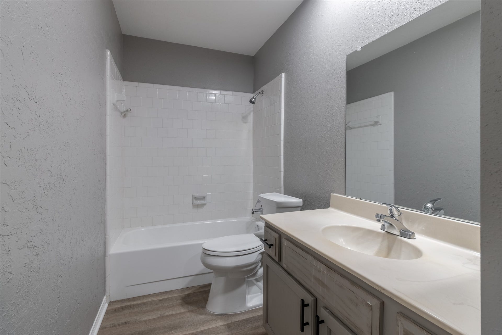 12320 Crest Lake Drive, Houston, TX 77072