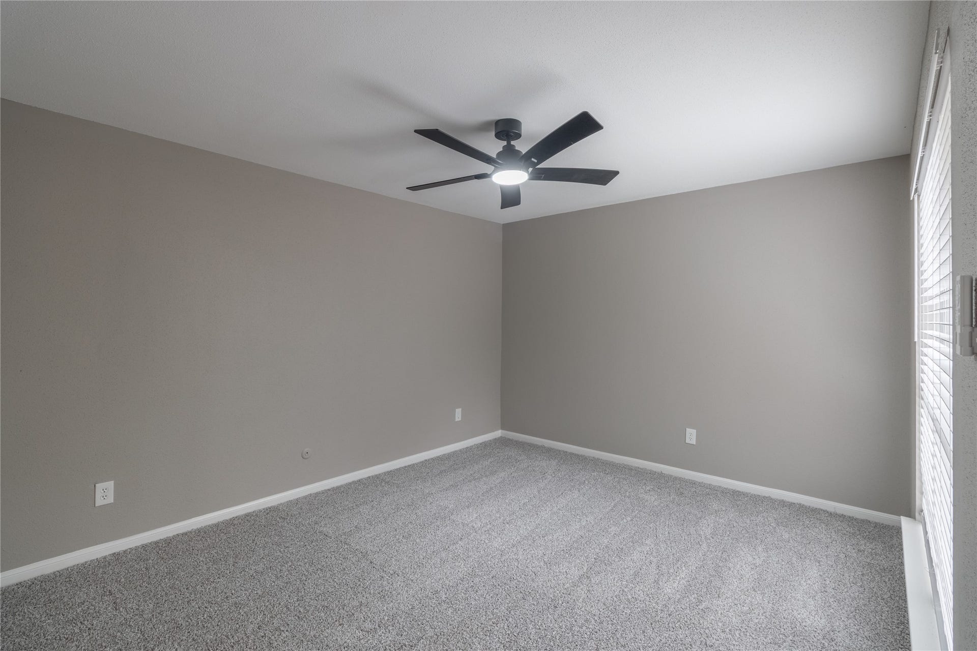 12320 Crest Lake Drive, Houston, TX 77072