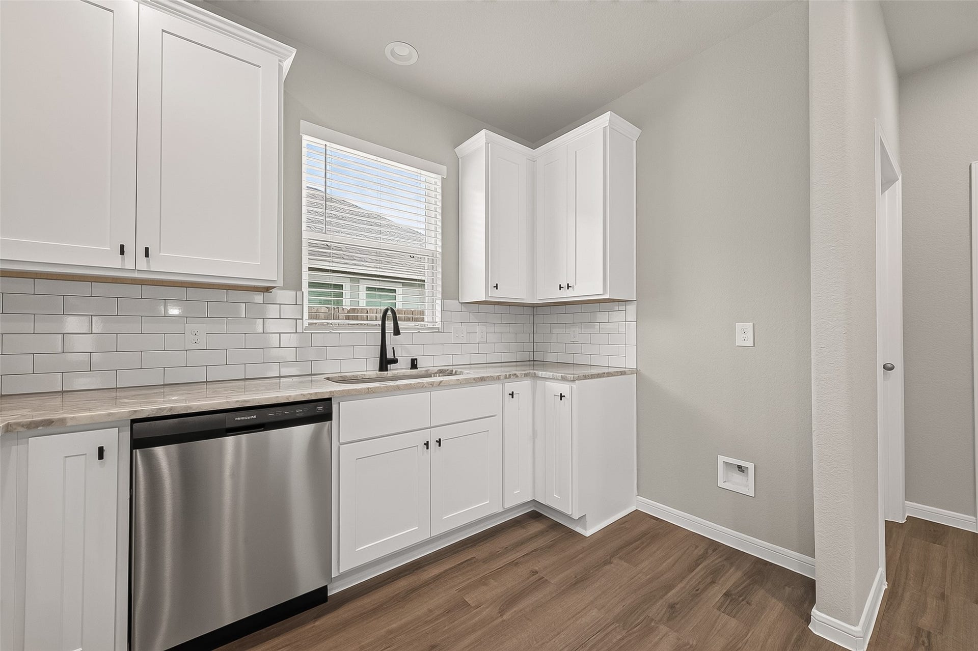 304 Palero Path, Brookshire, TX 77423 304 Palero Path, Brookshire, TX 77423